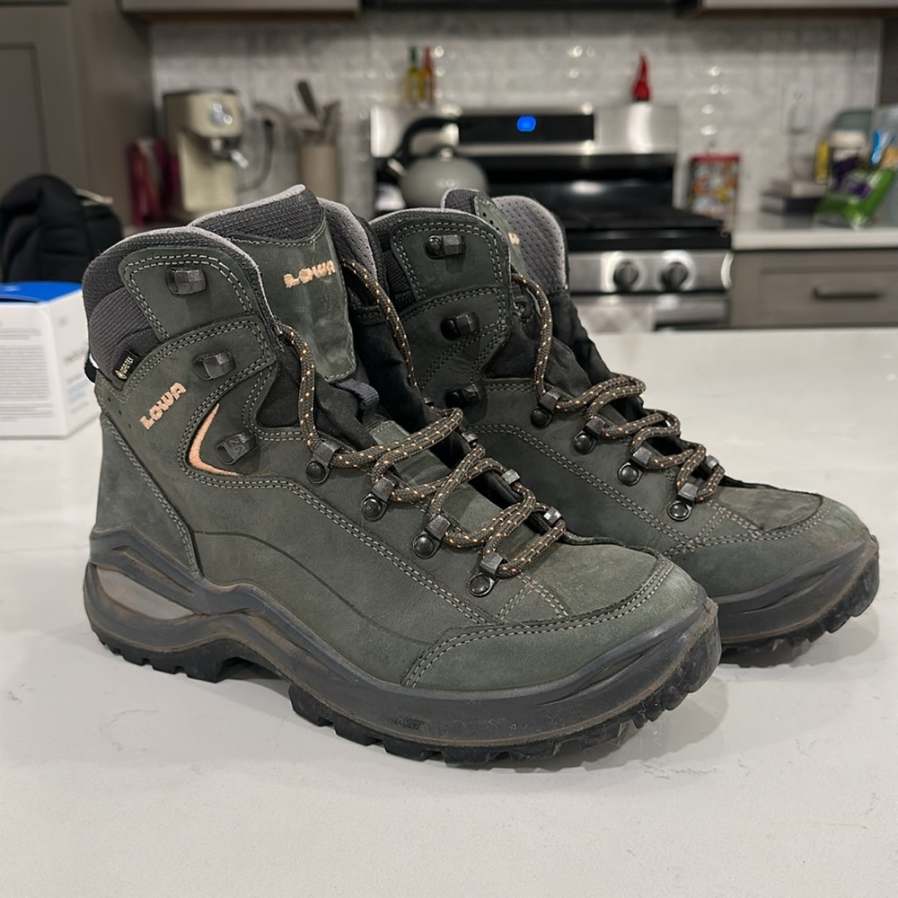 Lowa Renegade Evo GTX Mid Hiking Boots - Picture 7 of 10